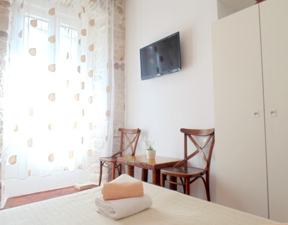 Rooms And Apartments Djanovic Split Oda fotoğraf